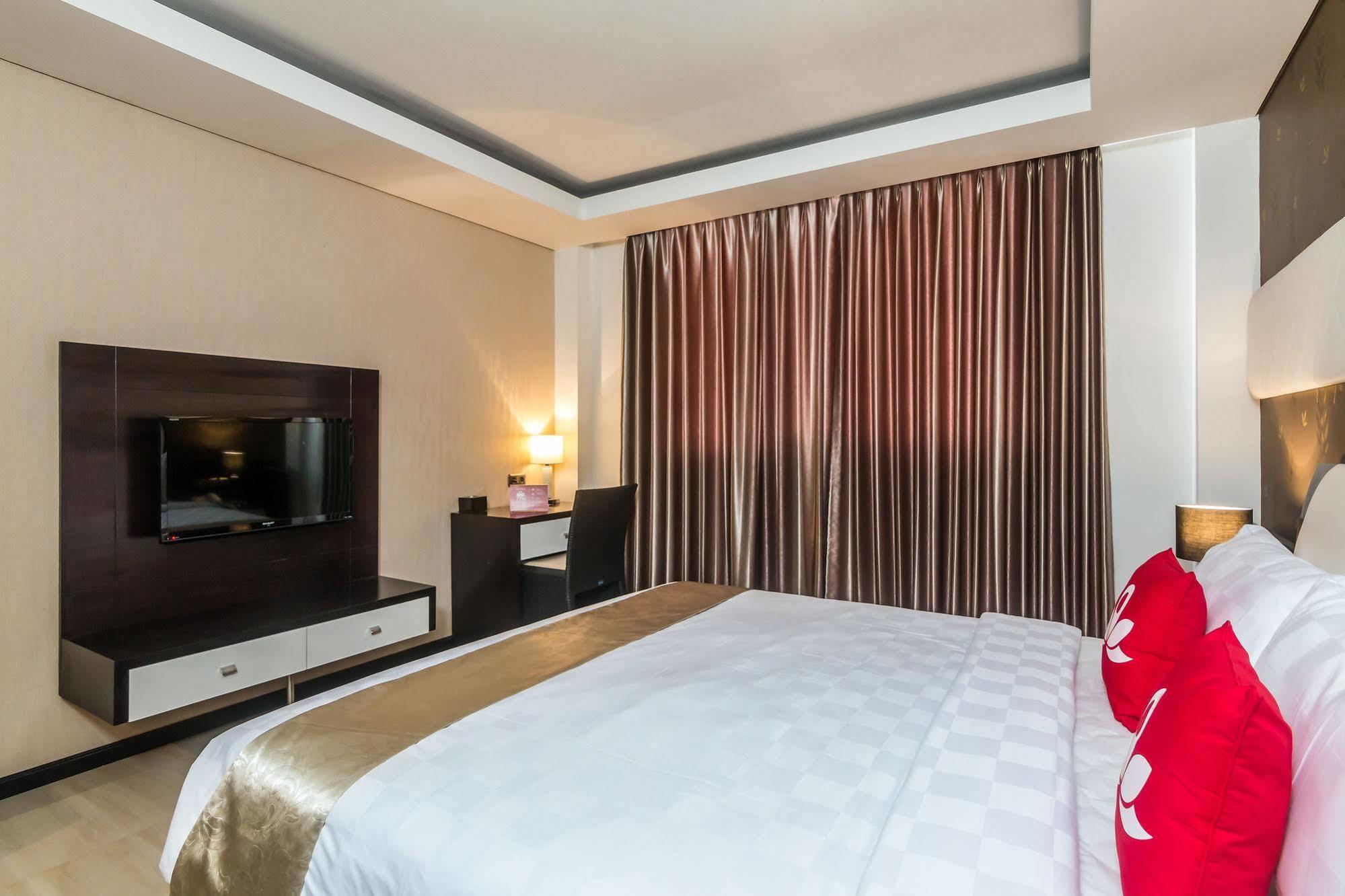 Zen Rooms Denpasar Marlboro Екстер'єр фото