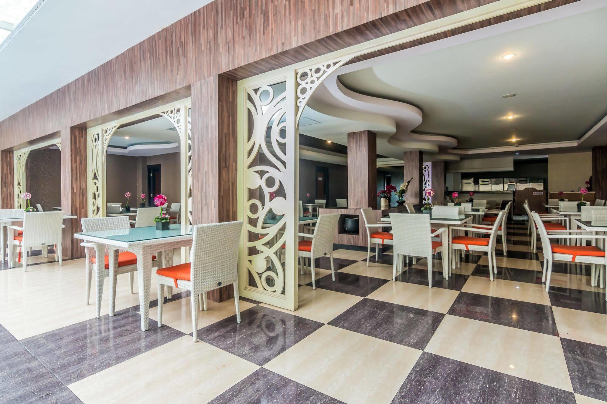 Zen Rooms Denpasar Marlboro Екстер'єр фото