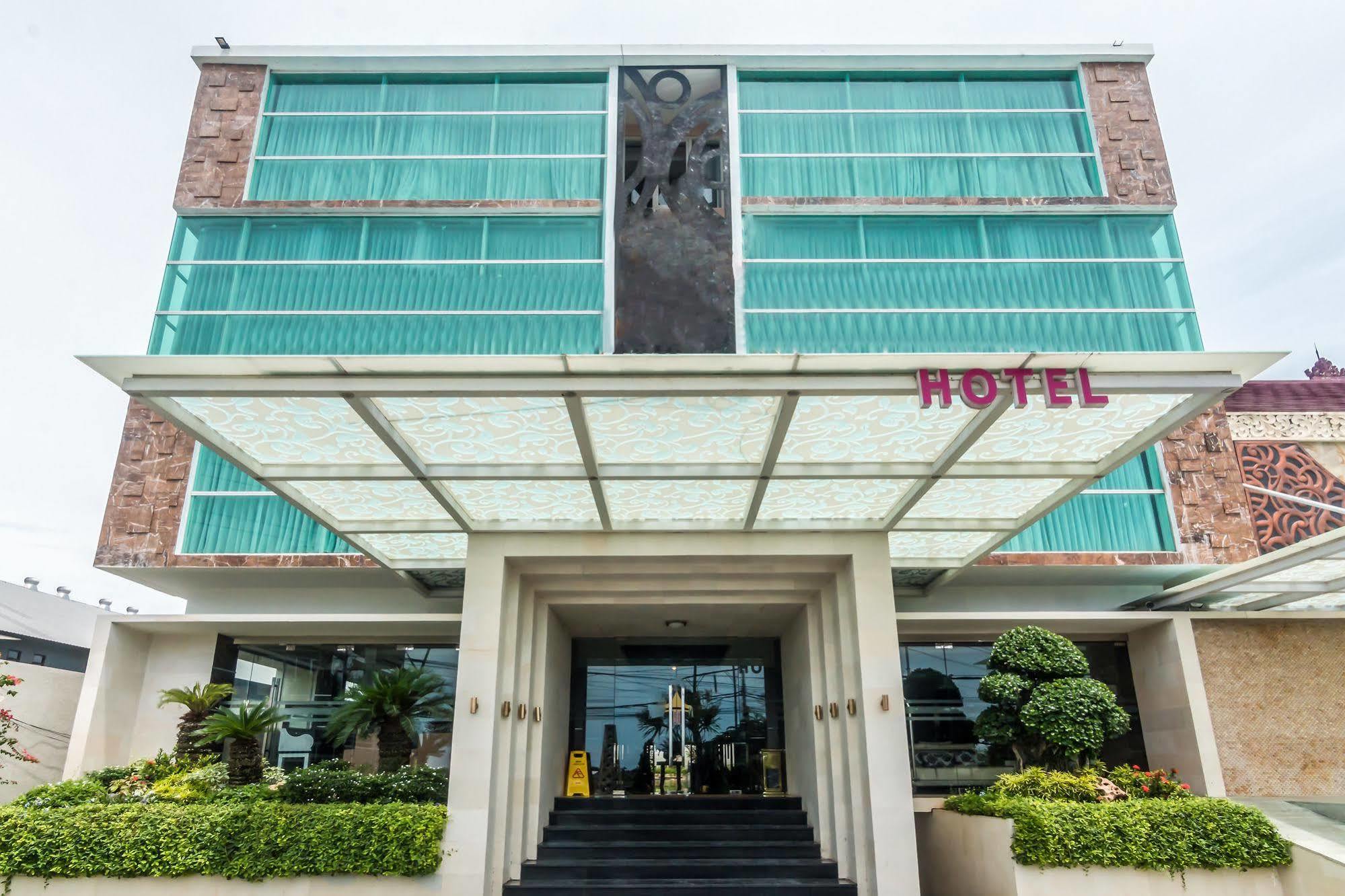 Zen Rooms Denpasar Marlboro Екстер'єр фото
